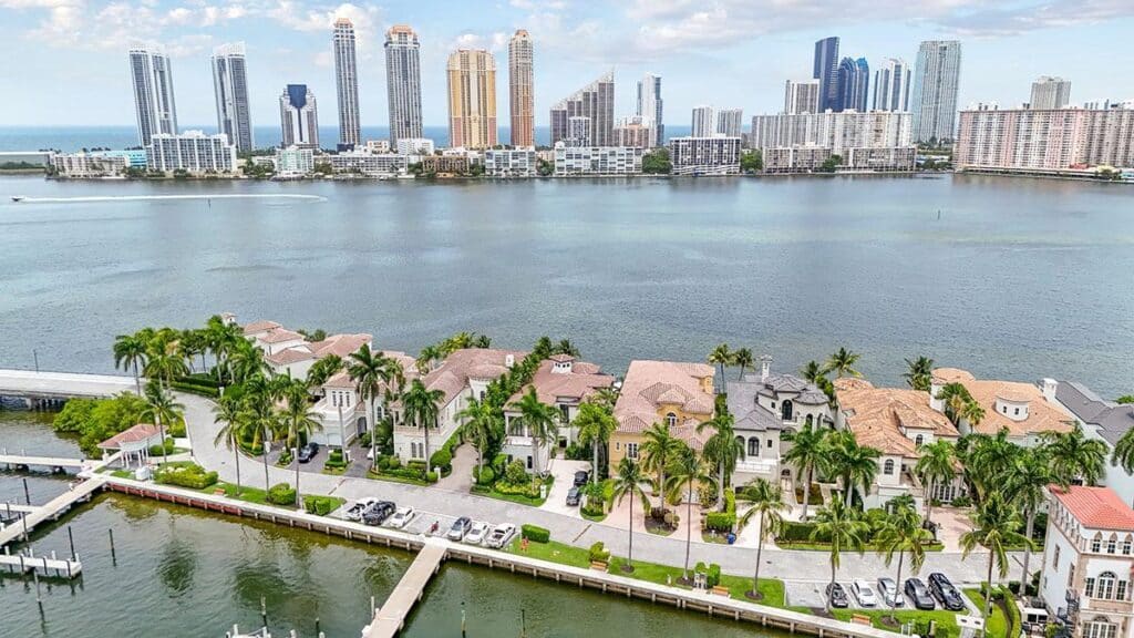 bb3b8381-386b-4268-a858-309e2d550824